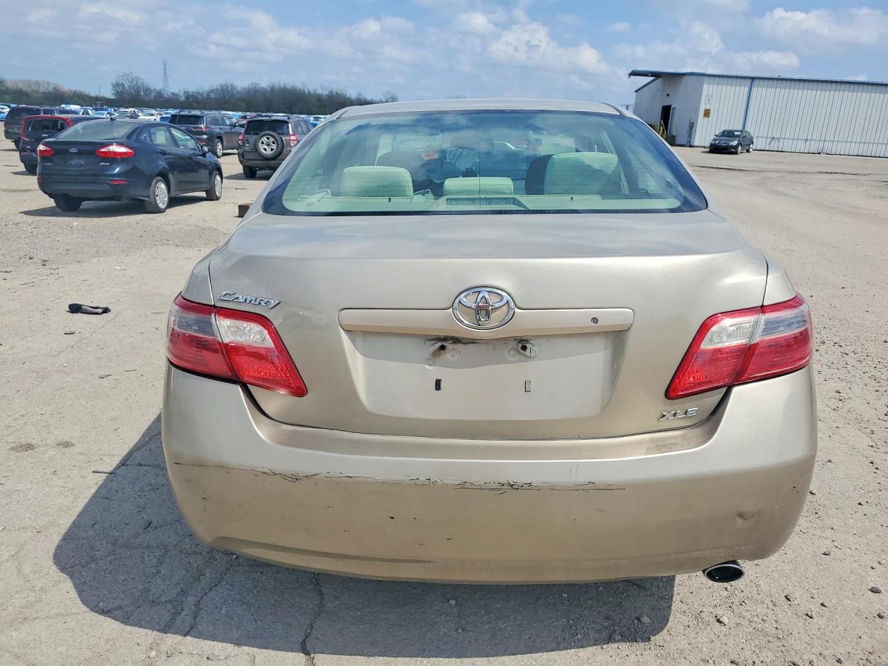 Toyota Camry Xle