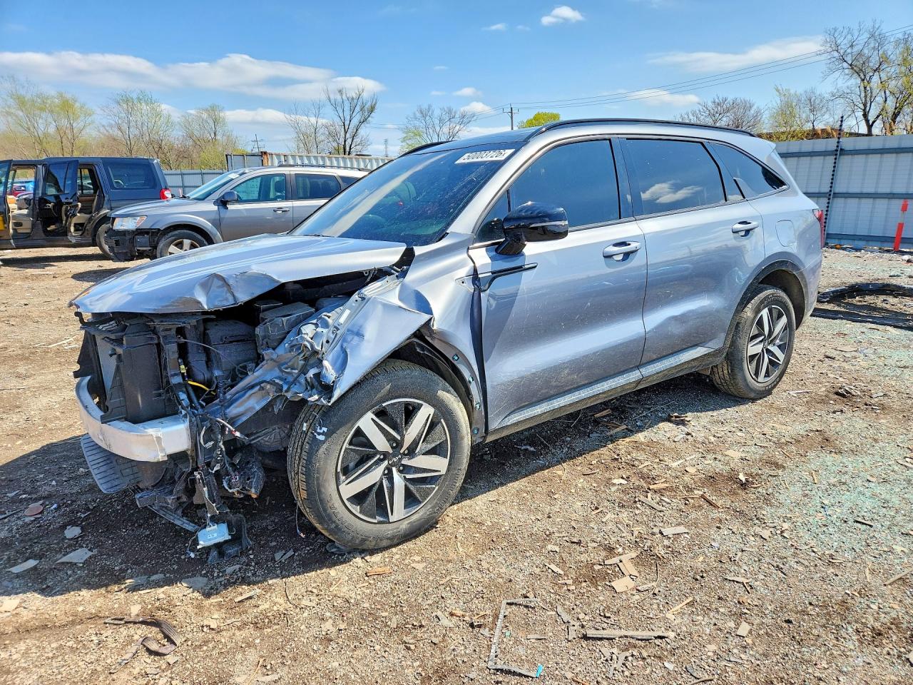 Salvage Kia Sorento Image
