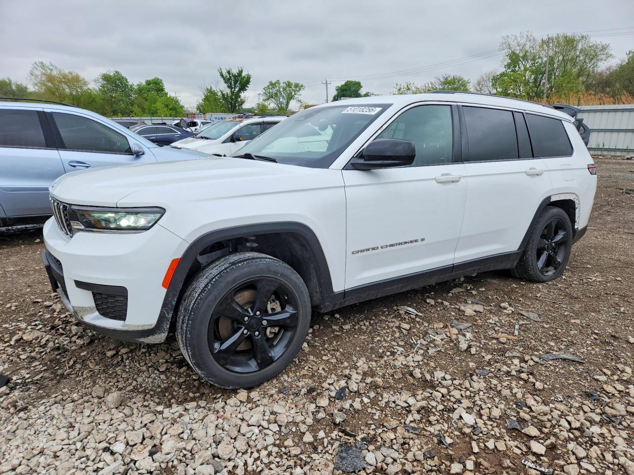 Salvage Jeep Grand Cherokee Image