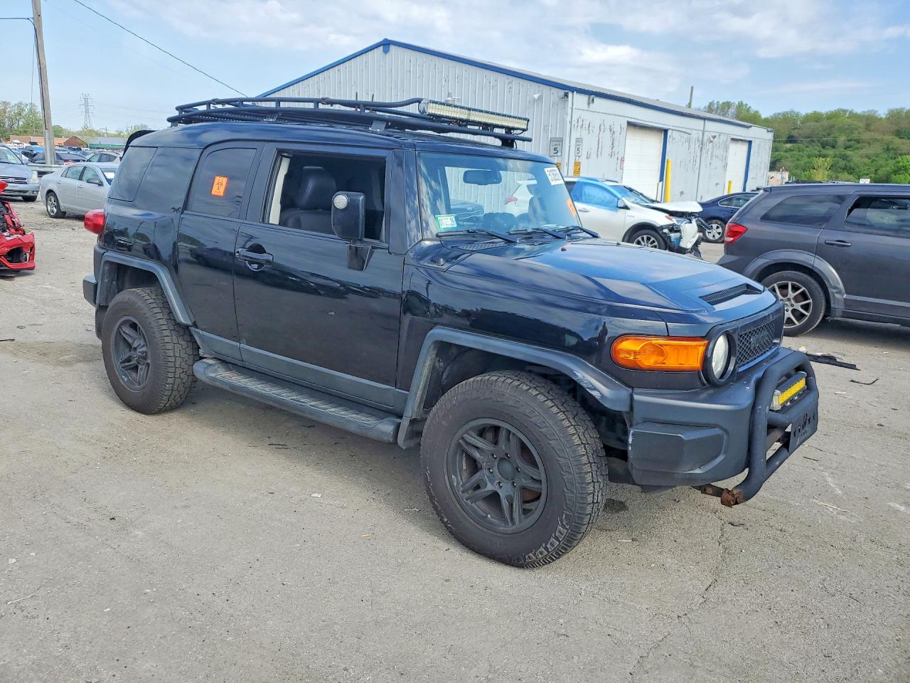Toyota FJ Cruiser Base