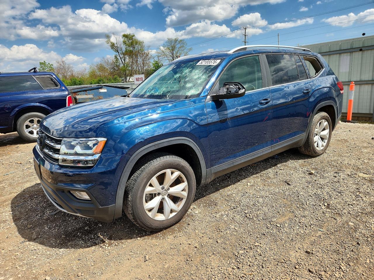 Salvage Volkswagen Atlas Image