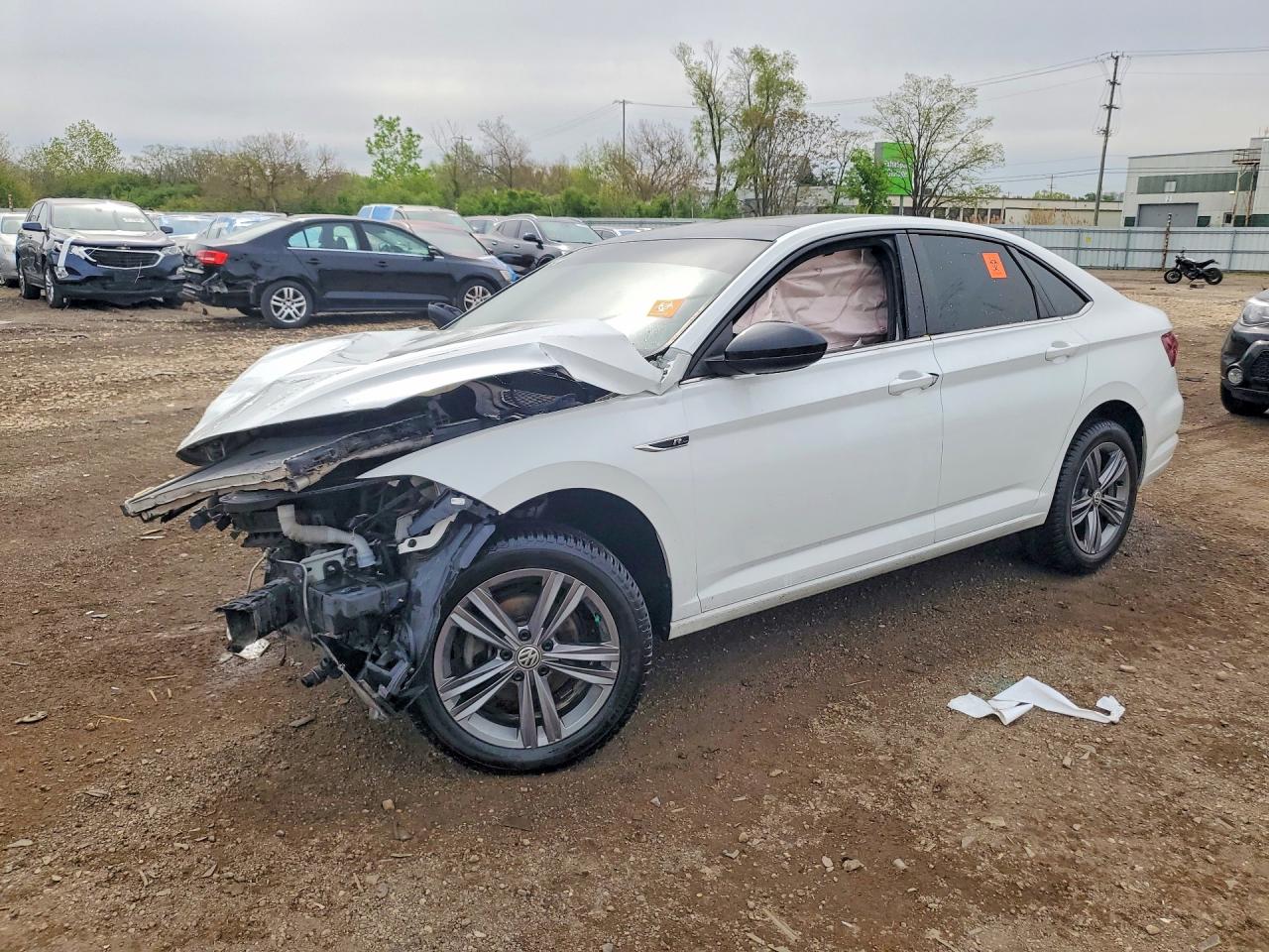 Salvage Volkswagen Jetta Image