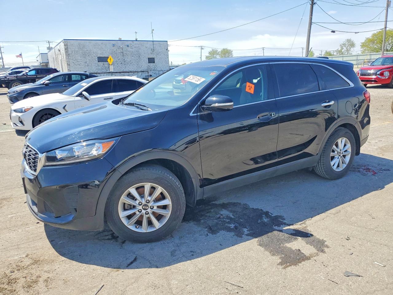 Salvage Kia Sorento Image