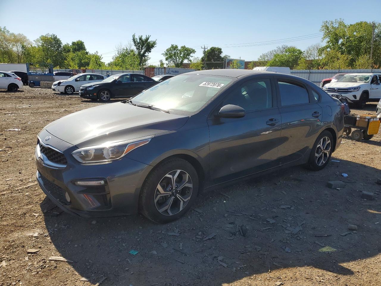 Salvage Kia Forte Image