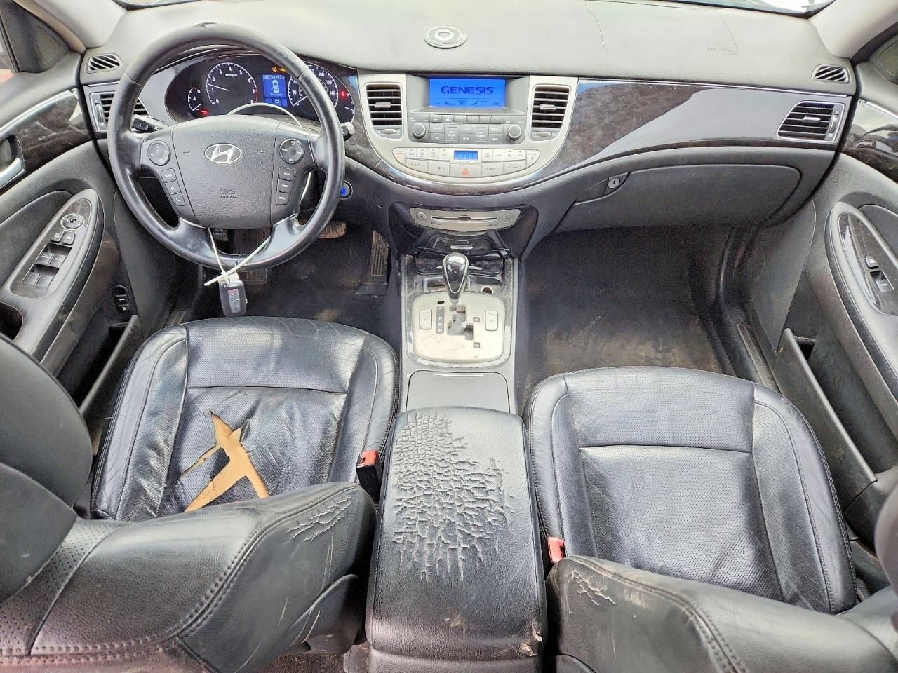 Hyundai Genesis 3.8l