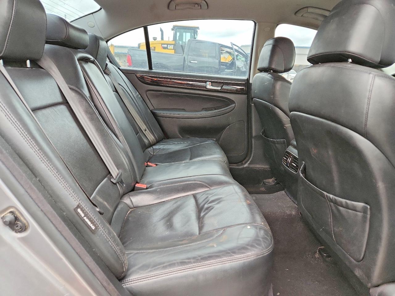 Hyundai Genesis 3.8l