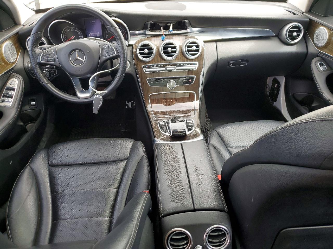 Mercedes-Benz C-Class 300 4matic