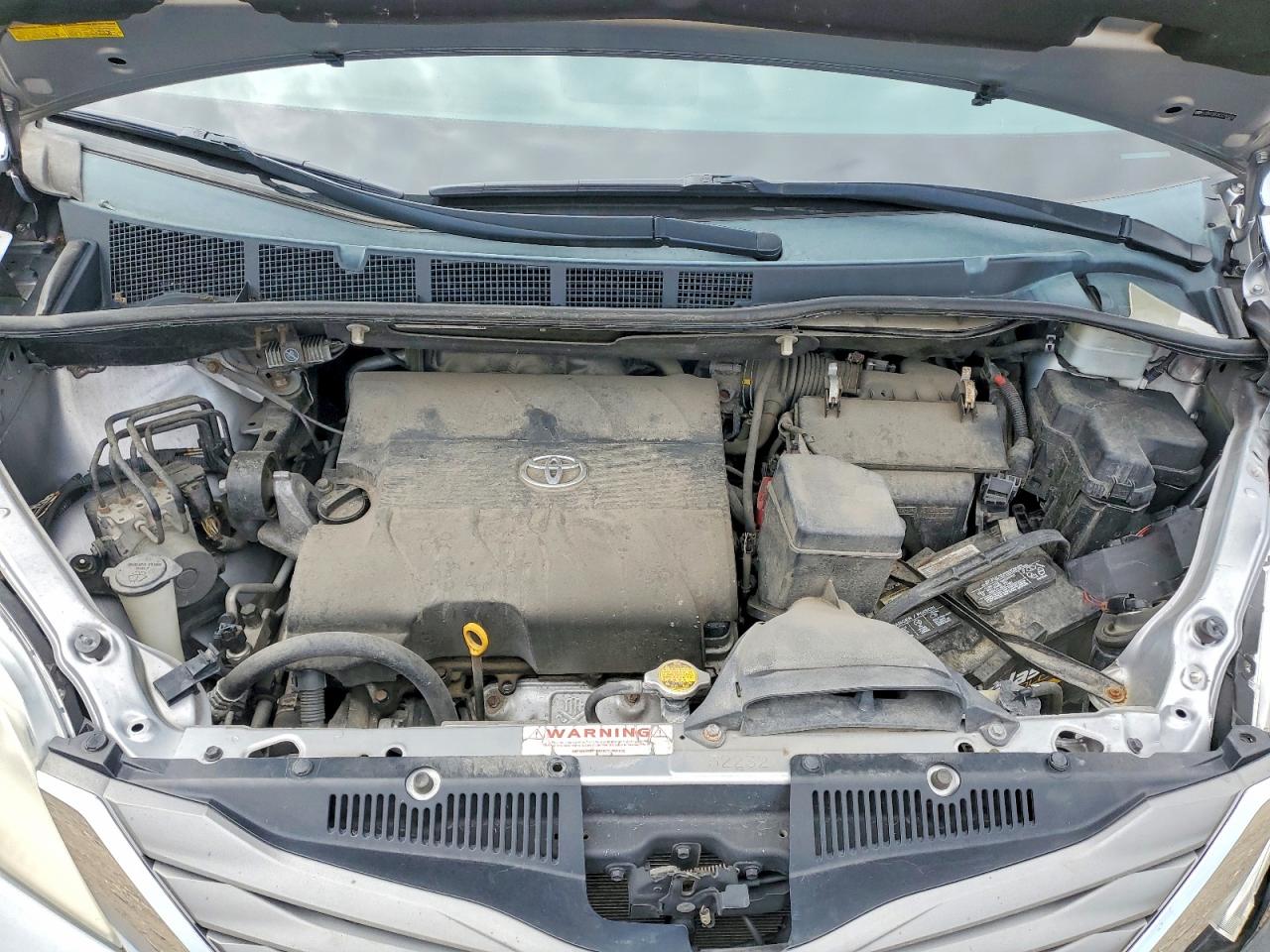 Toyota Sienna Xle 8-passenger