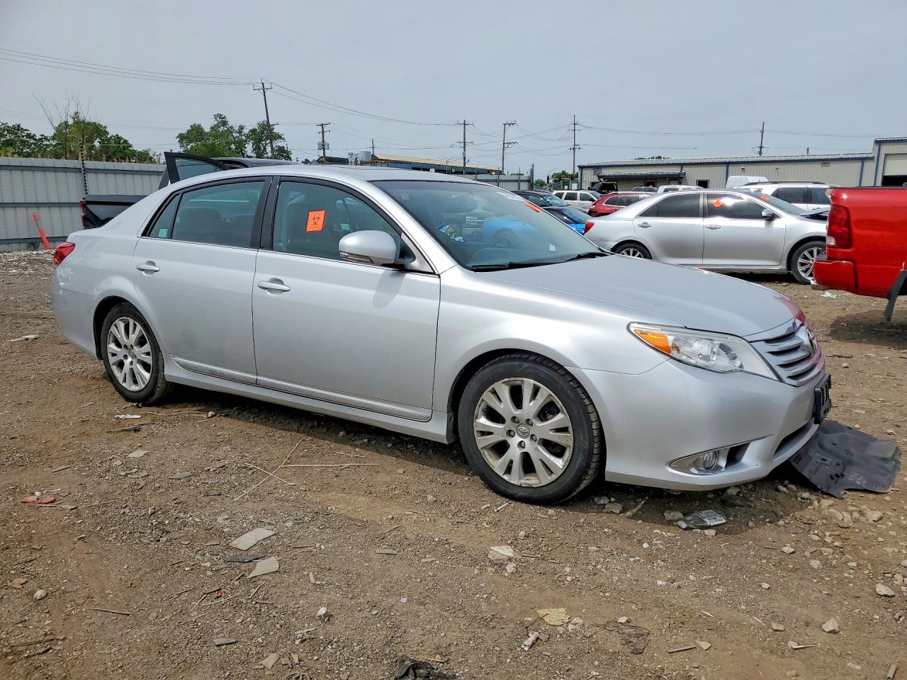 Toyota Avalon Base
