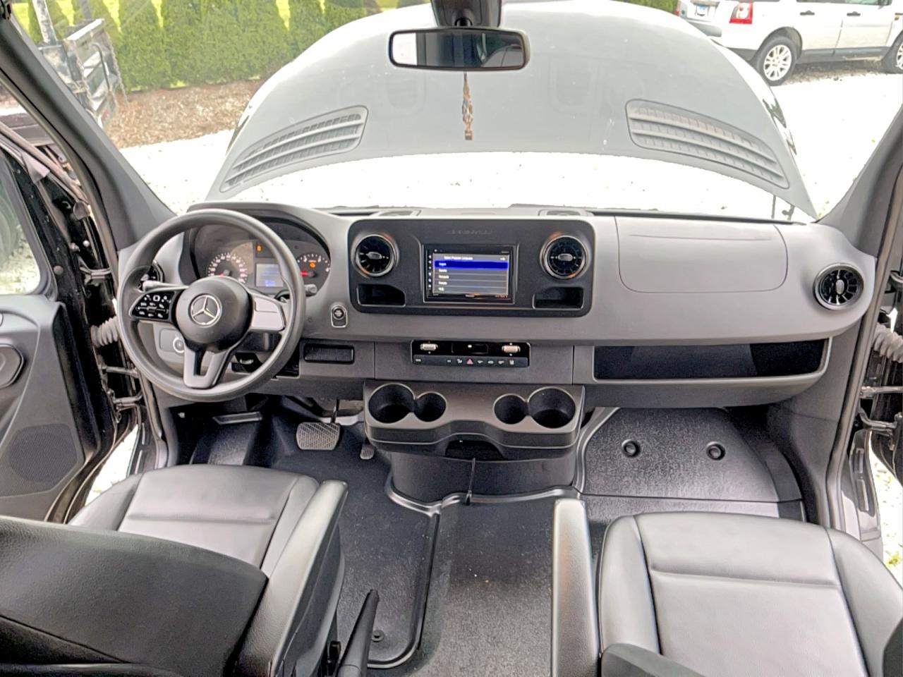 Mercedes-Benz Sprinter 2500