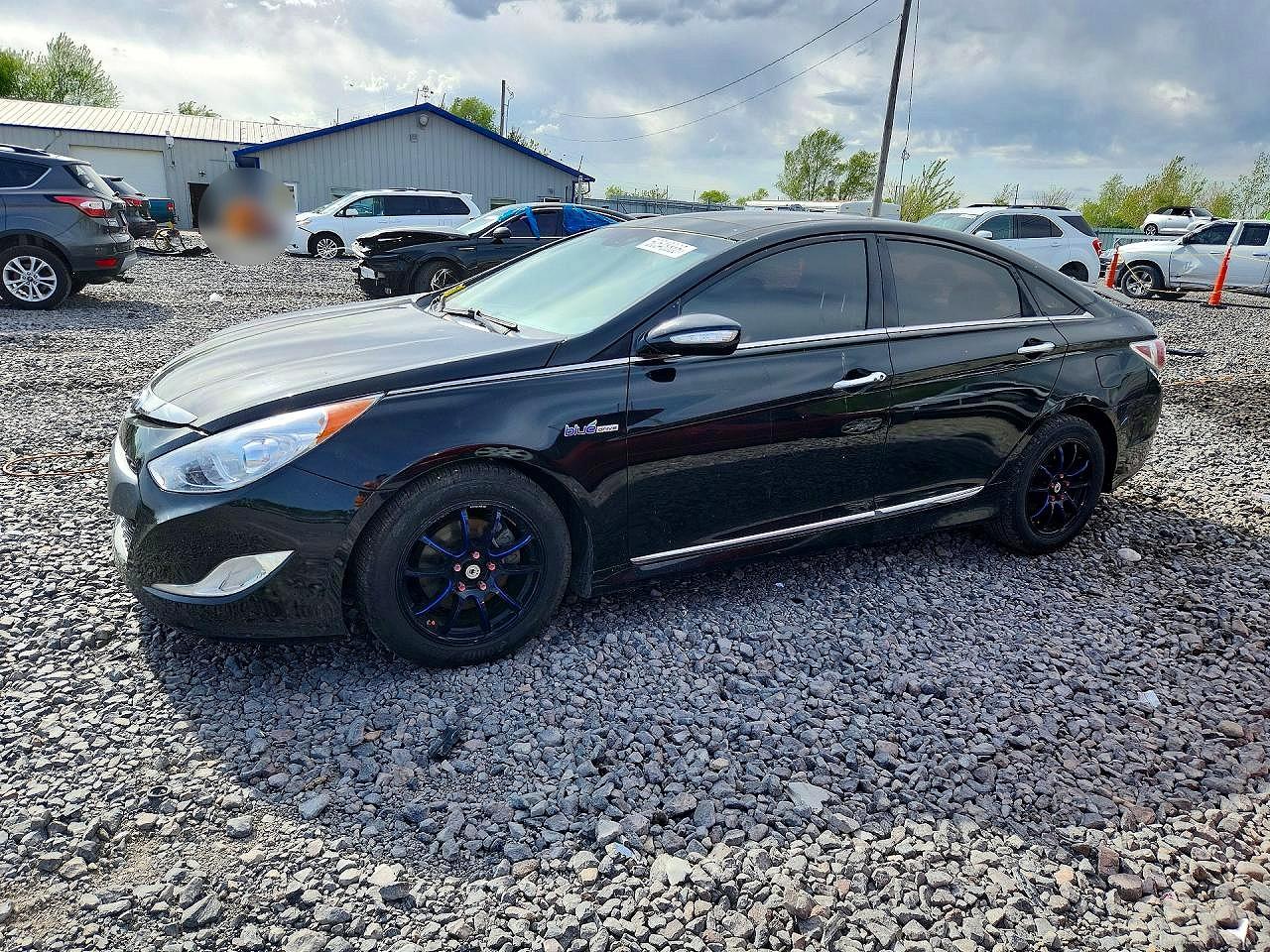 Salvage Hyundai SONATA Image