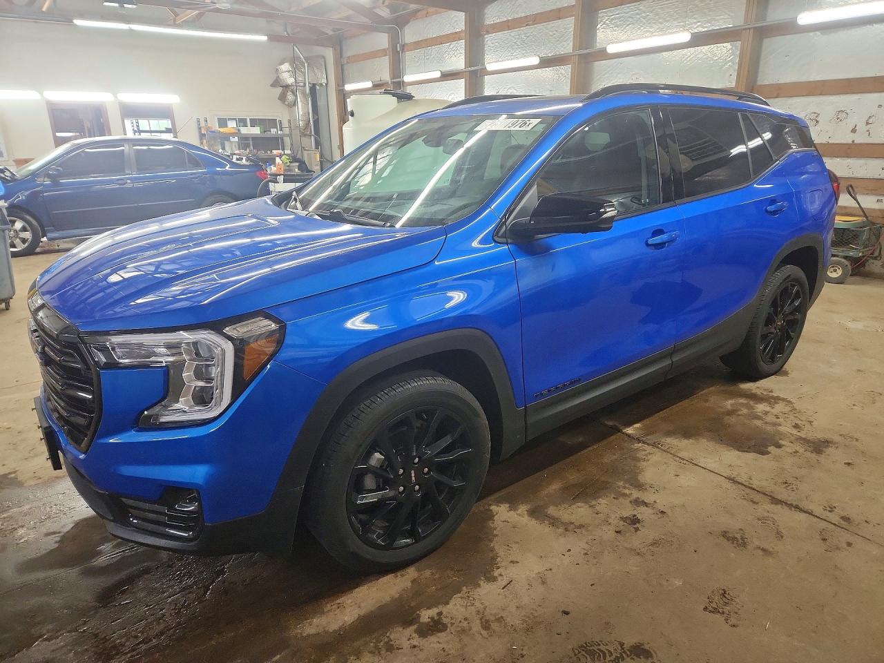 Salvage GMC Terrain Image