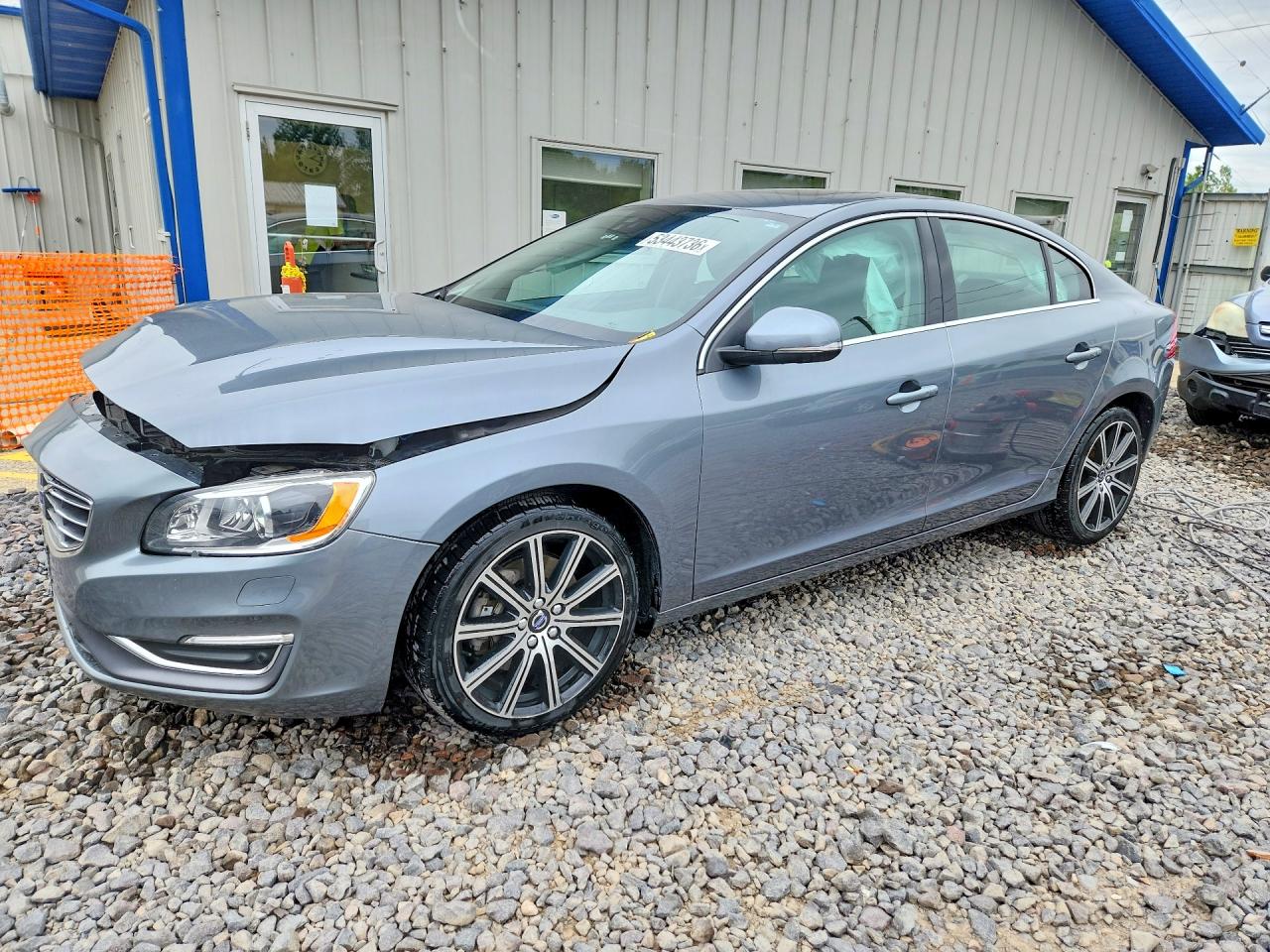 Salvage Volvo S60 Image