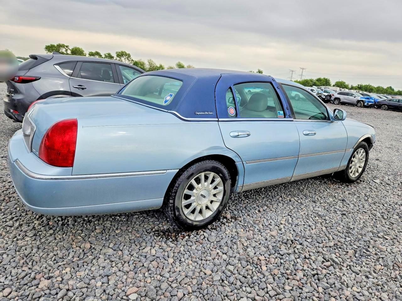 Lincoln Towncar Signature