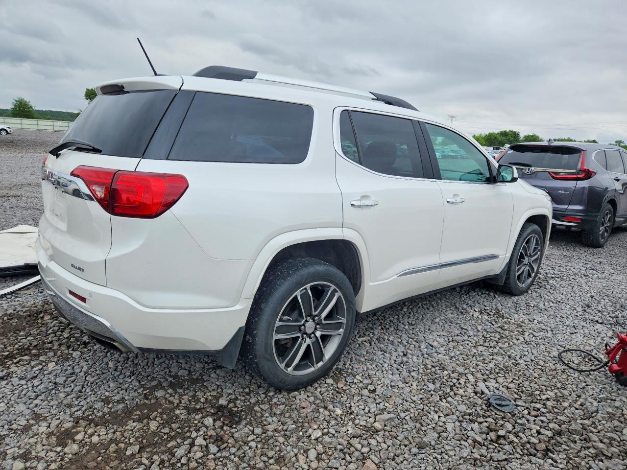 GMC Acadia Denali