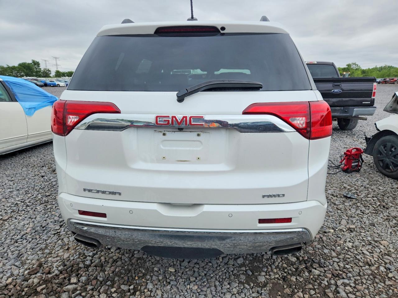 GMC Acadia Denali