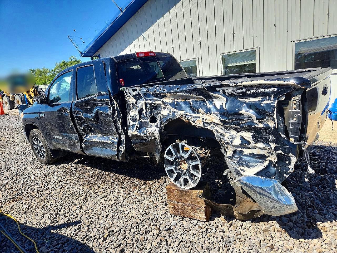 Toyota Tundra Sr5