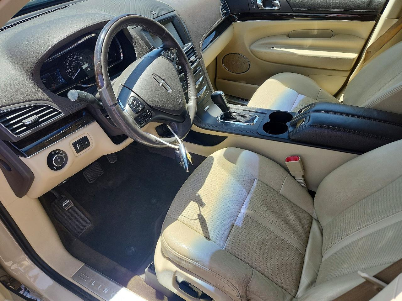 Lincoln MKT