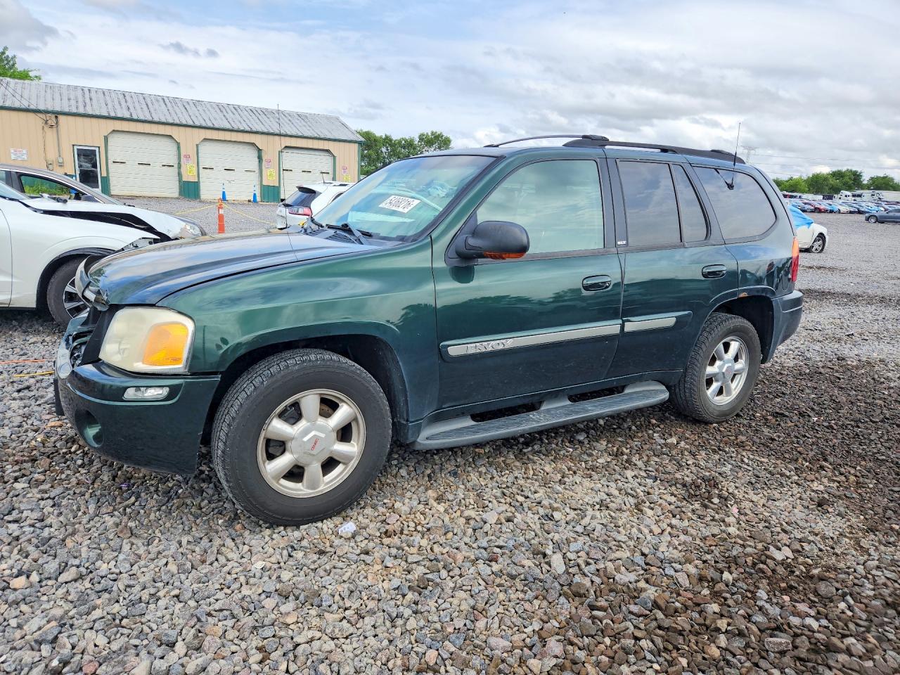 Salvage GMC Envoy Image