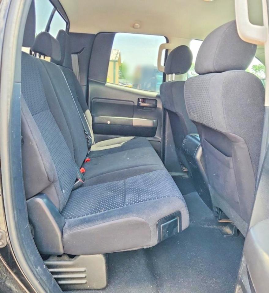 Toyota Tundra Double Cab Sr5
