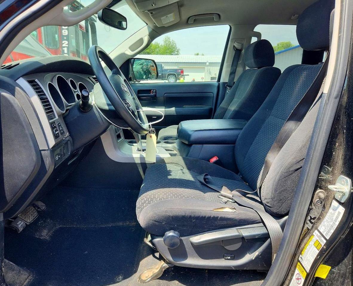 Toyota Tundra Double Cab Sr5