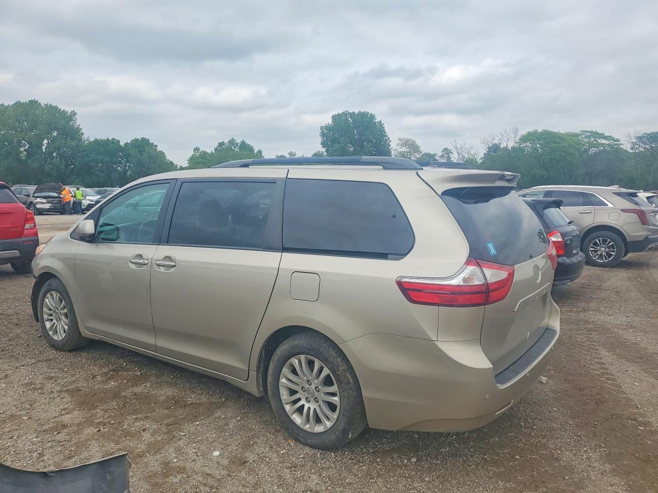 Toyota Sienna Xle Premium 8-passenger