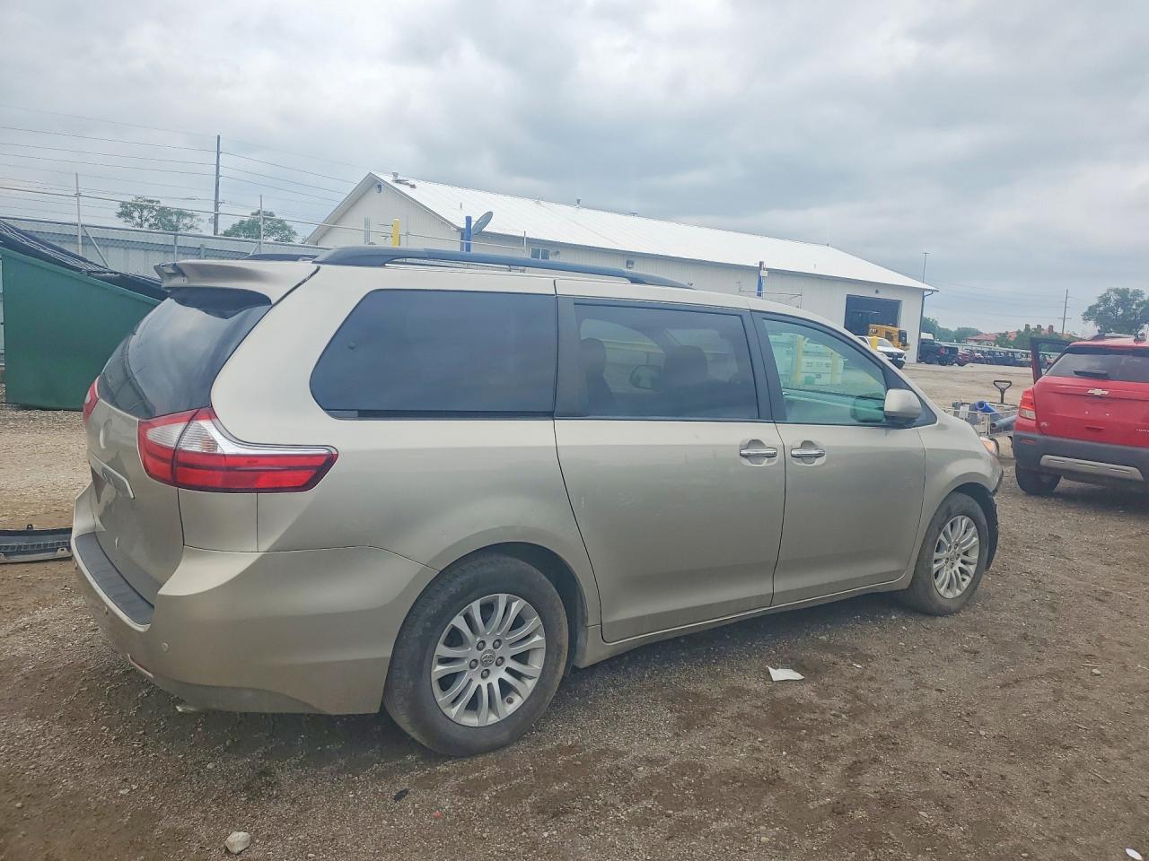 Toyota Sienna Xle Premium 8-passenger