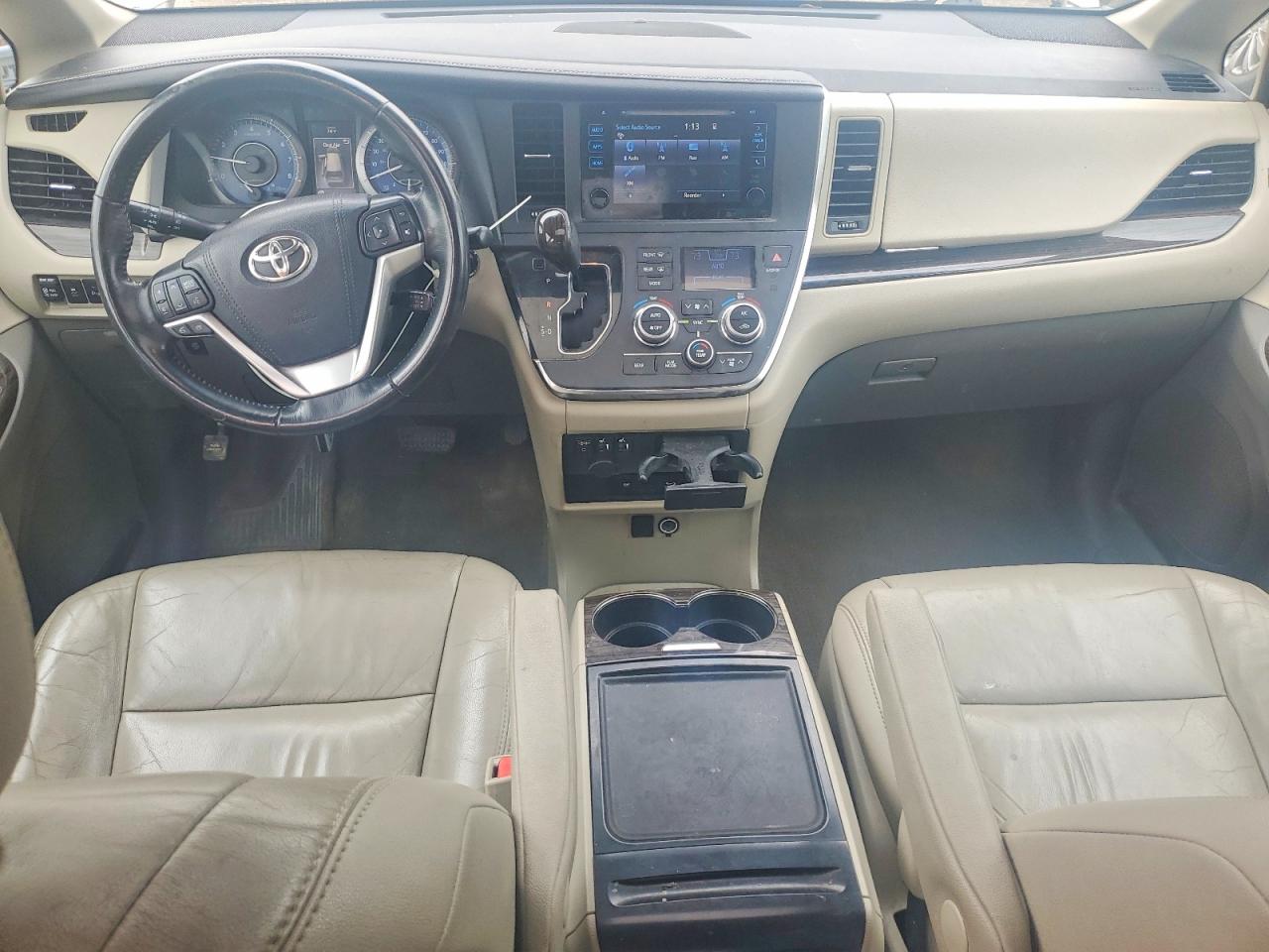 Toyota Sienna Xle Premium 8-passenger