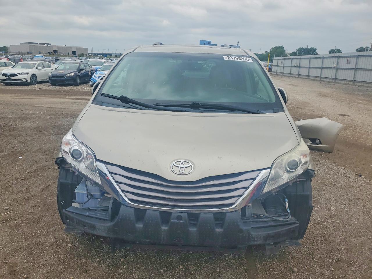 Toyota Sienna Xle Premium 8-passenger