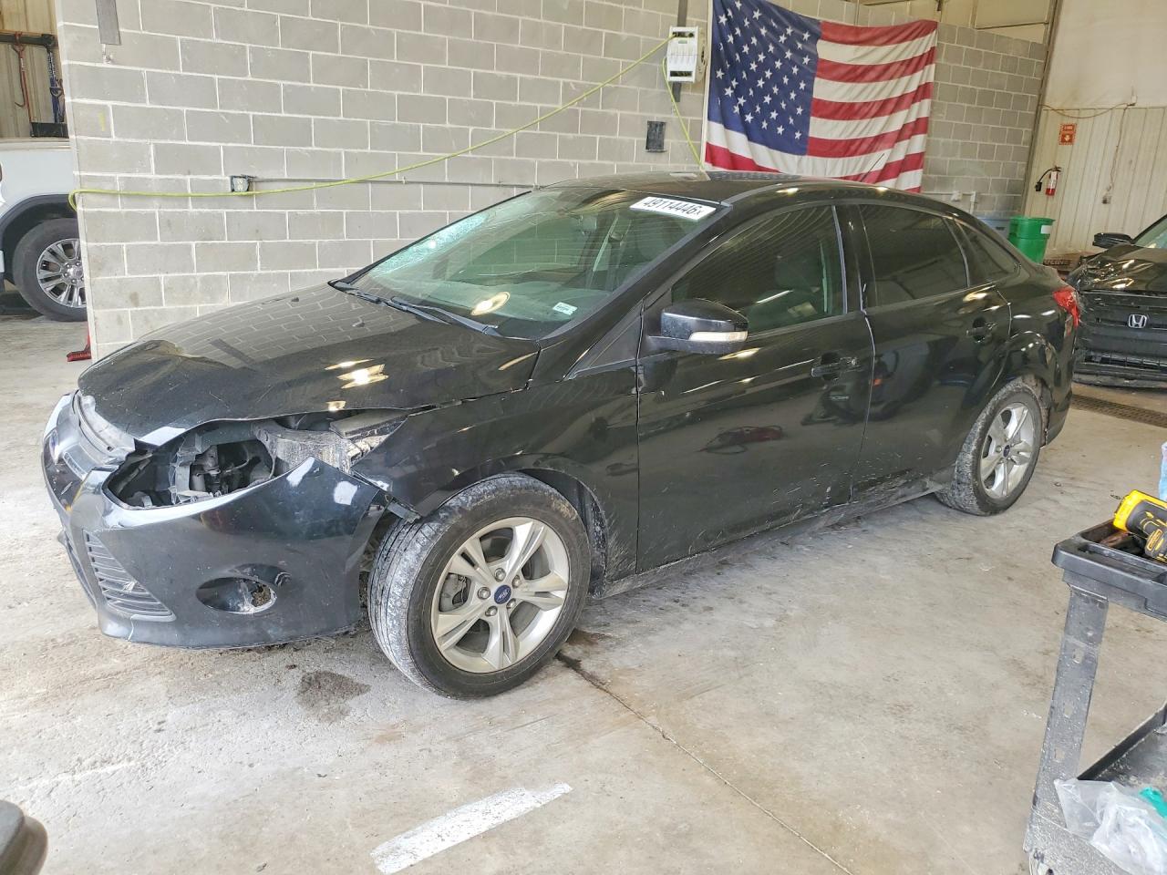 Salvage Ford Focus Image