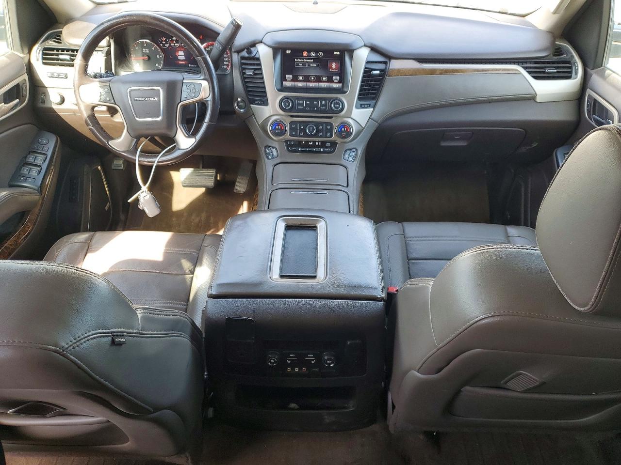 GMC Yukon Denali