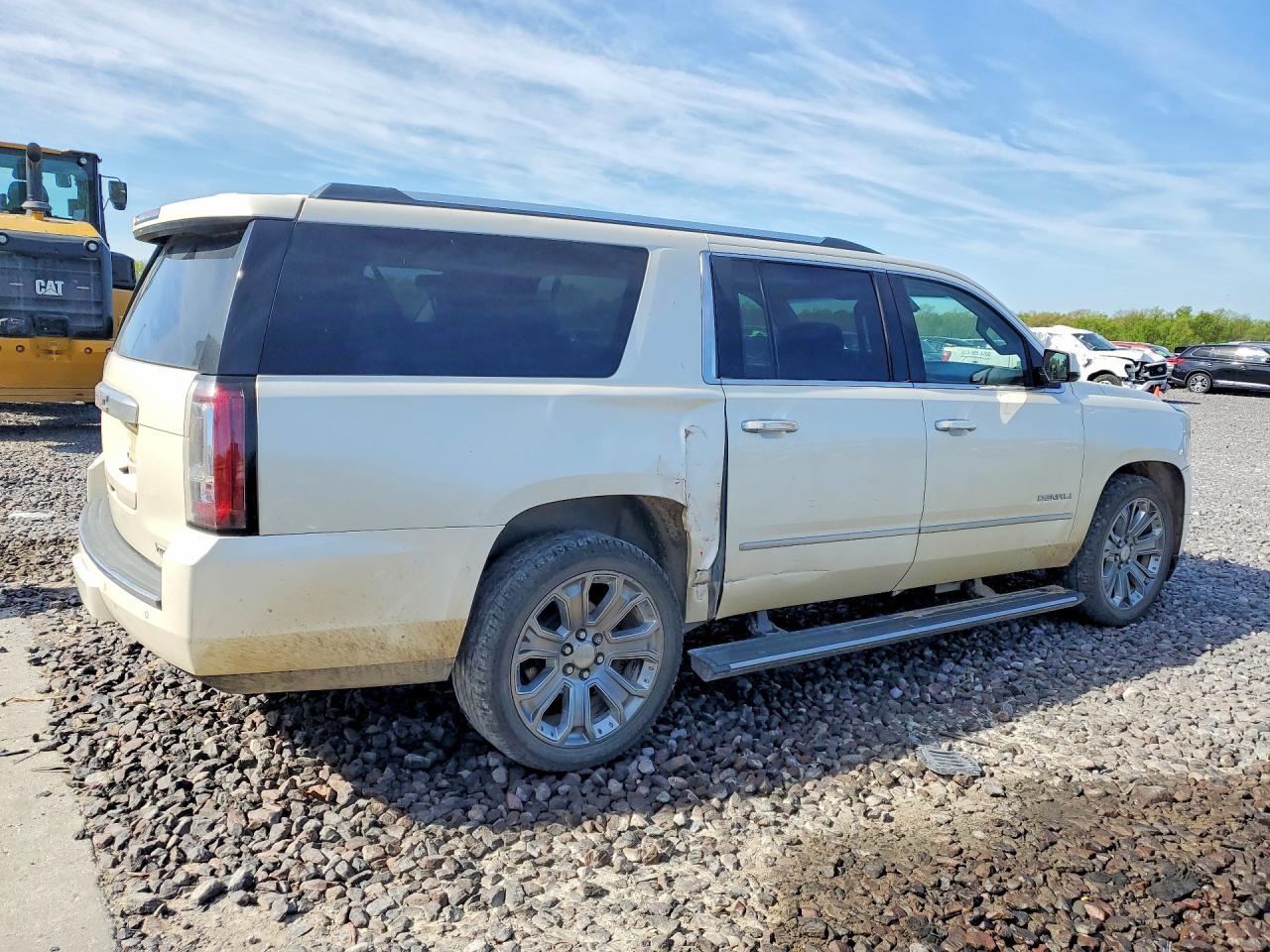 GMC Yukon Denali