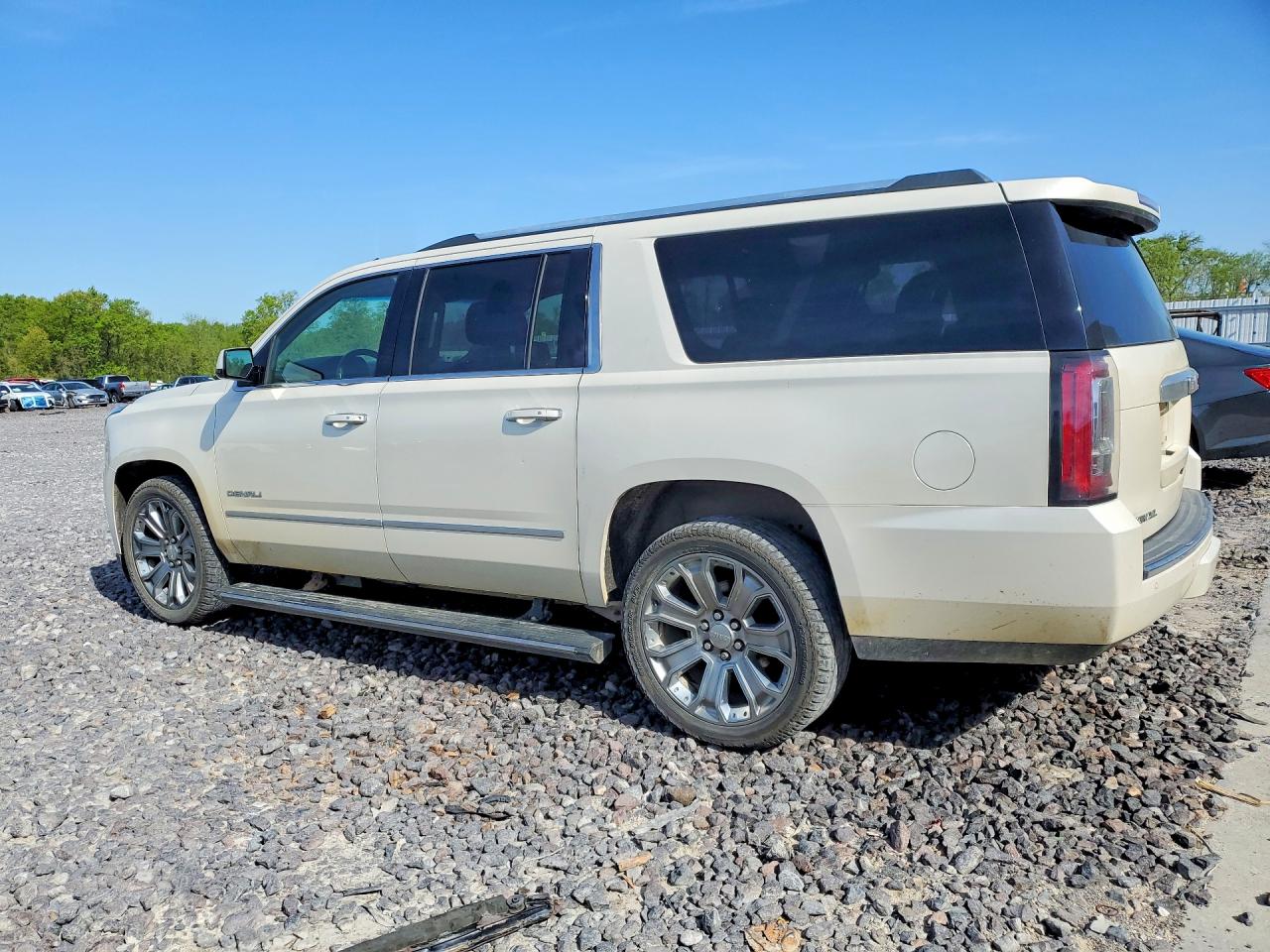 GMC Yukon Denali