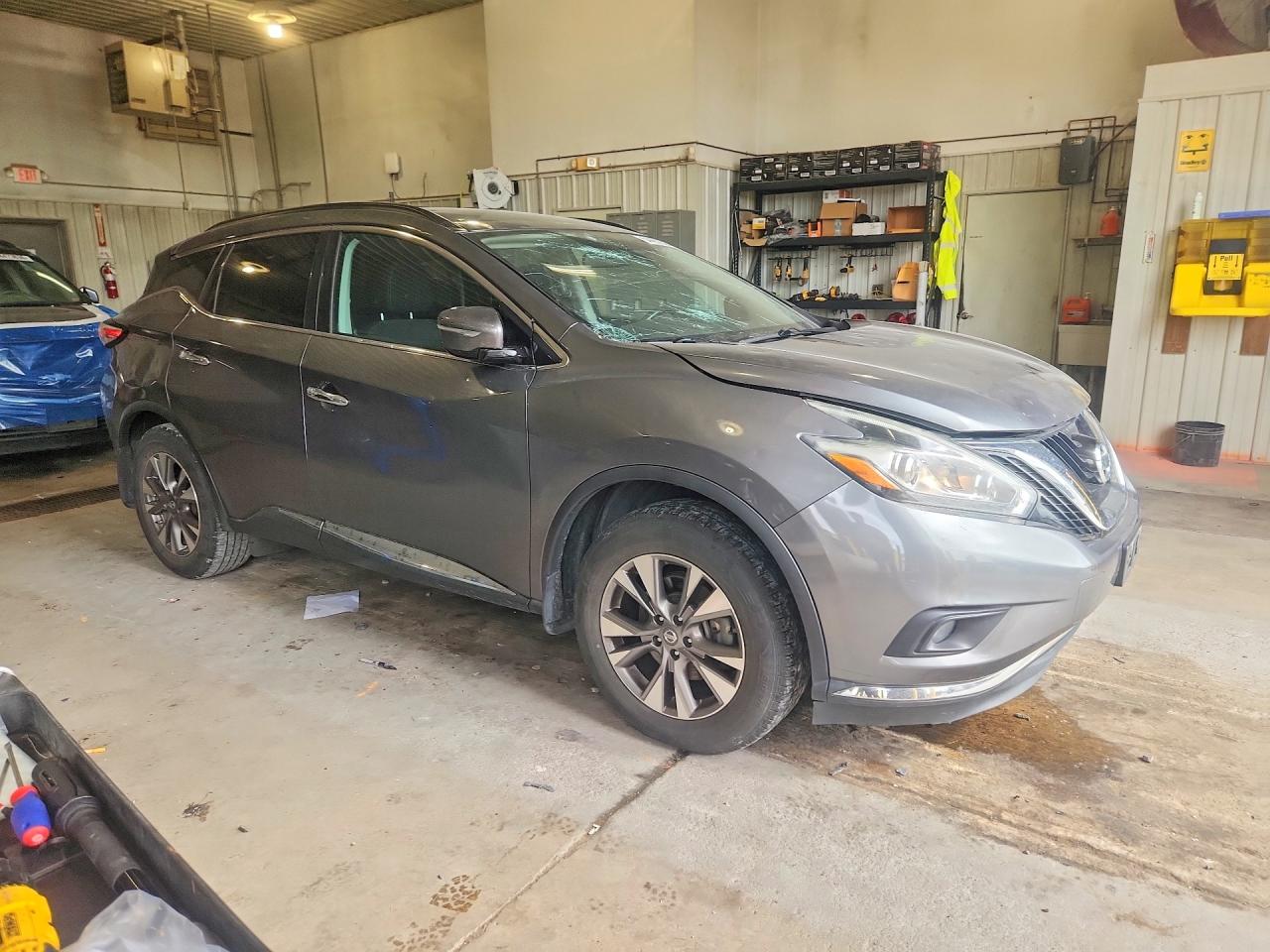 Nissan Murano Sv