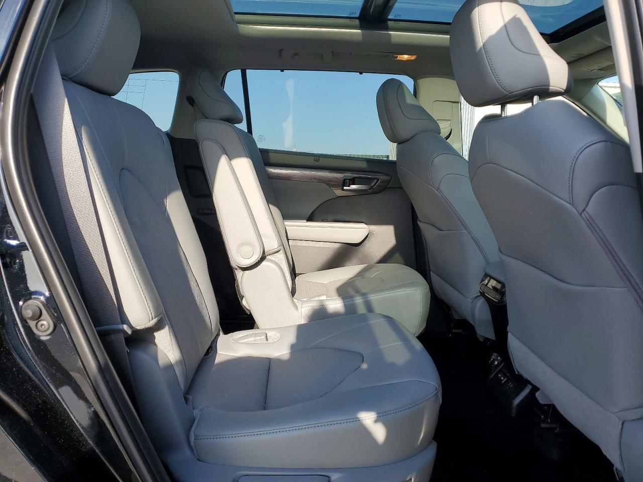 Toyota Highlander Platinum