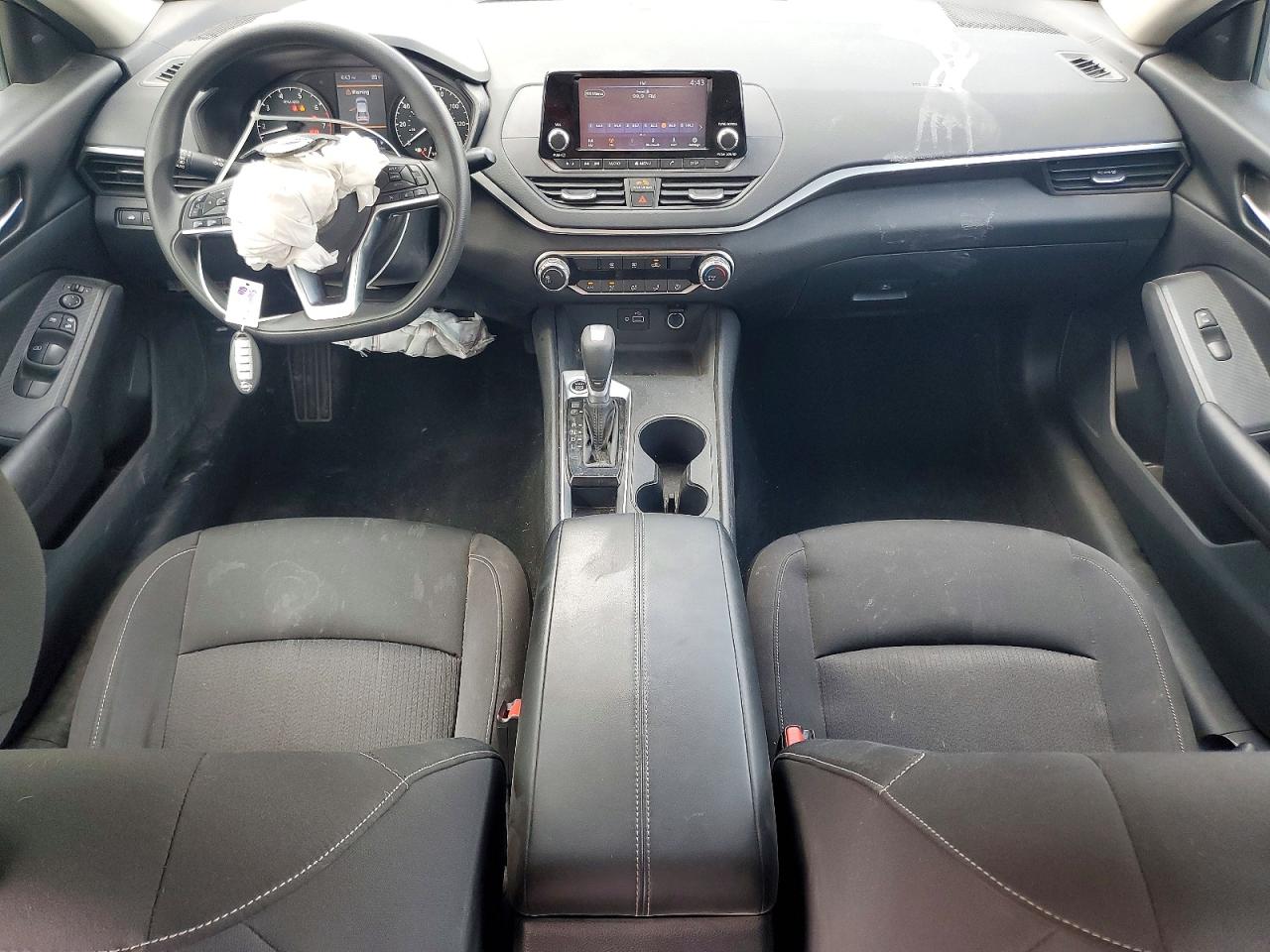 Nissan Altima S