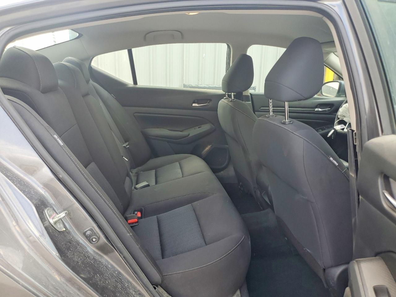 Nissan Altima S