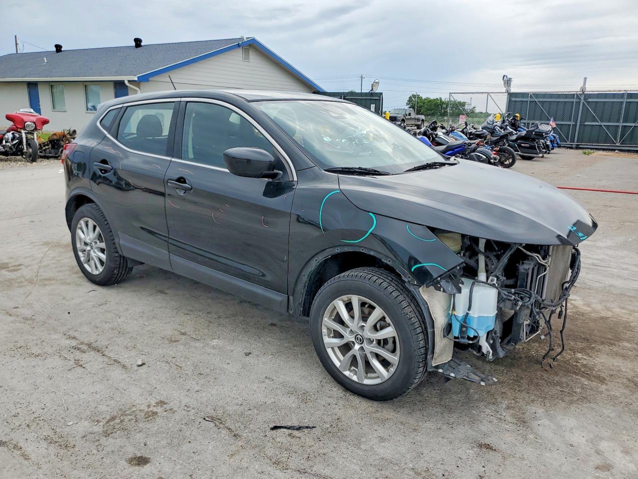 Nissan Rogue S