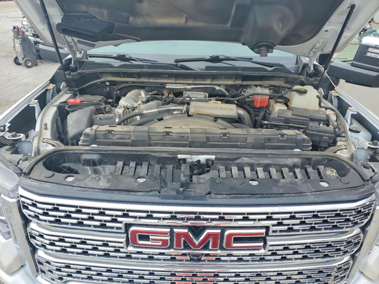 GMC Sierra K2500 Denali