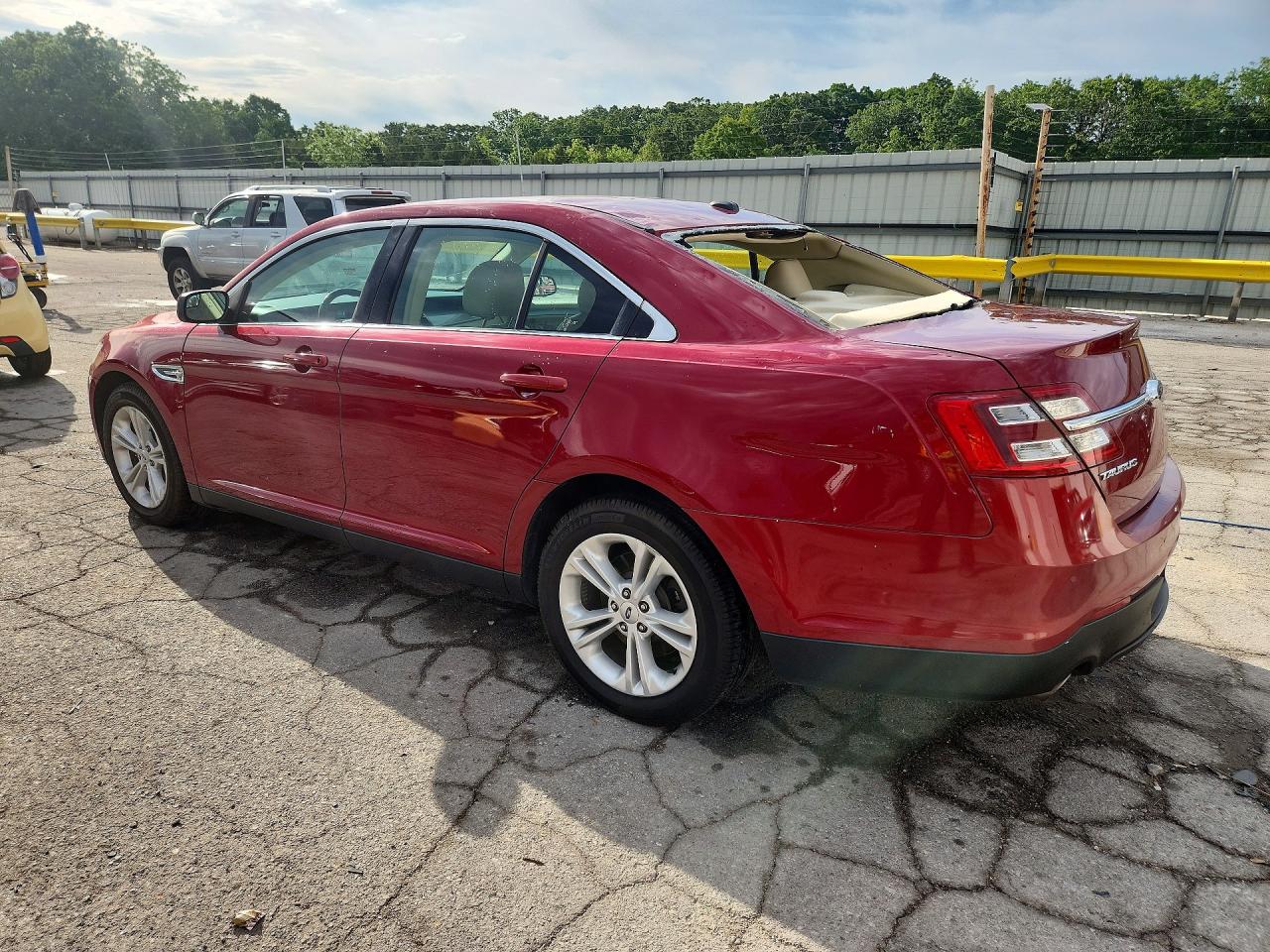 Ford Taurus Sel
