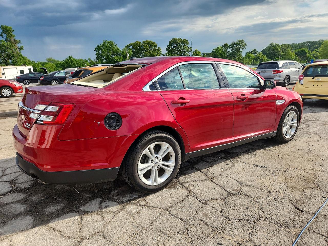 Ford Taurus Sel