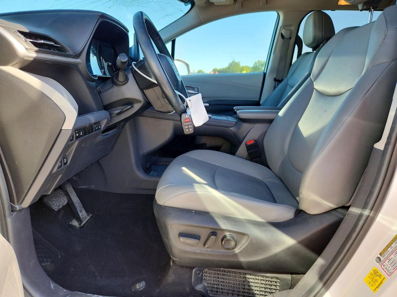 Toyota Sienna Xle