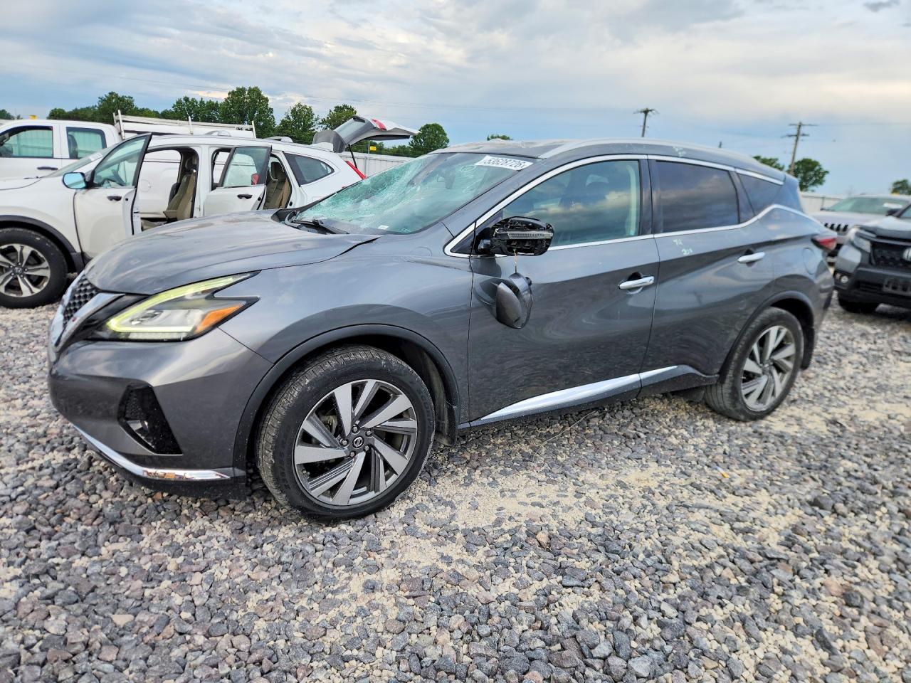 Salvage Nissan Murano Image