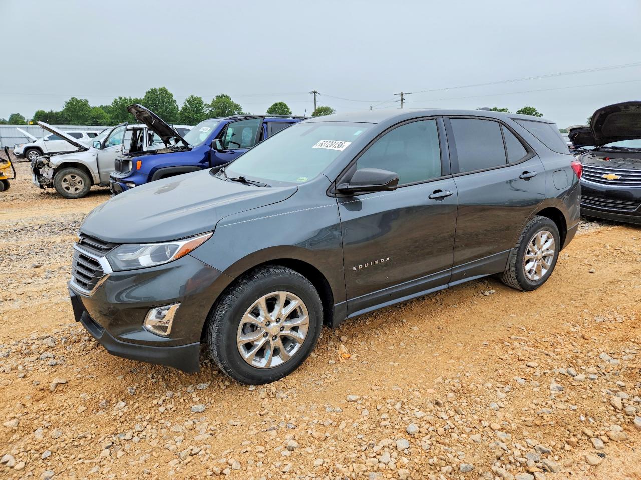Salvage Chevrolet Equinox Image