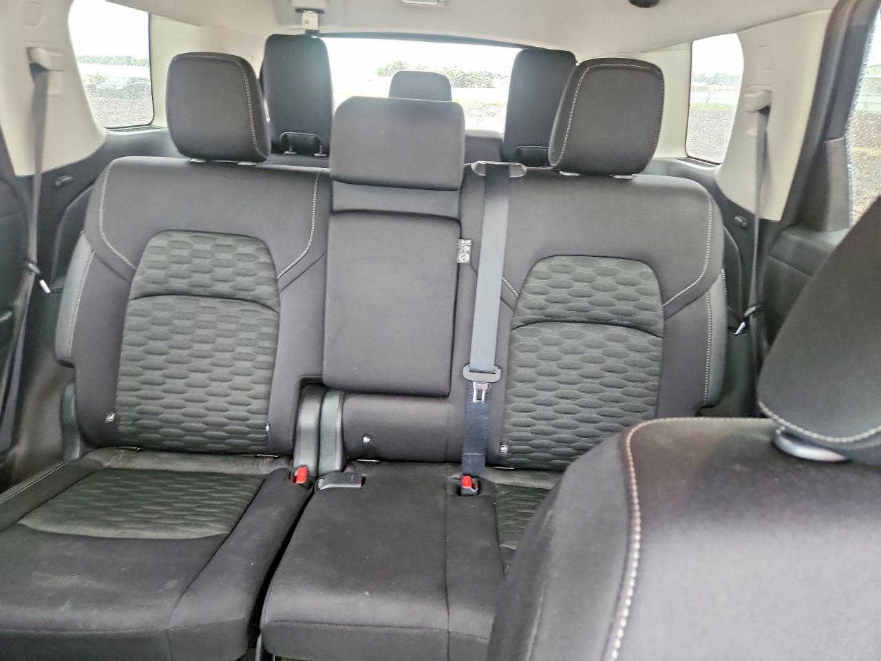 Nissan Pathfinder Sv
