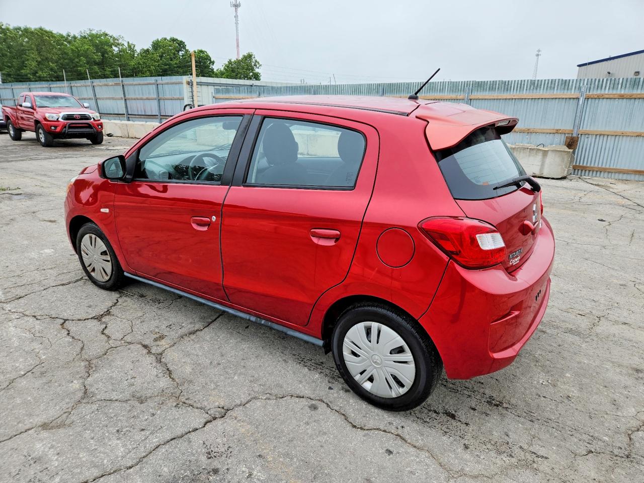 Mitsubishi Mirage Es