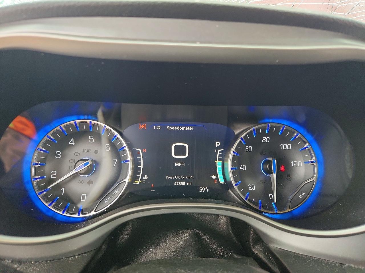 Chrysler Pacifica Touring