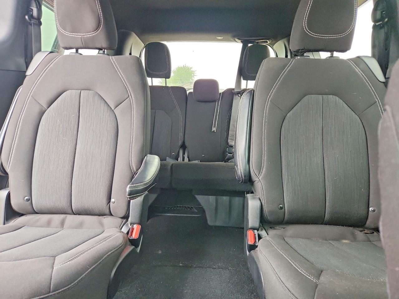 Chrysler Pacifica Touring
