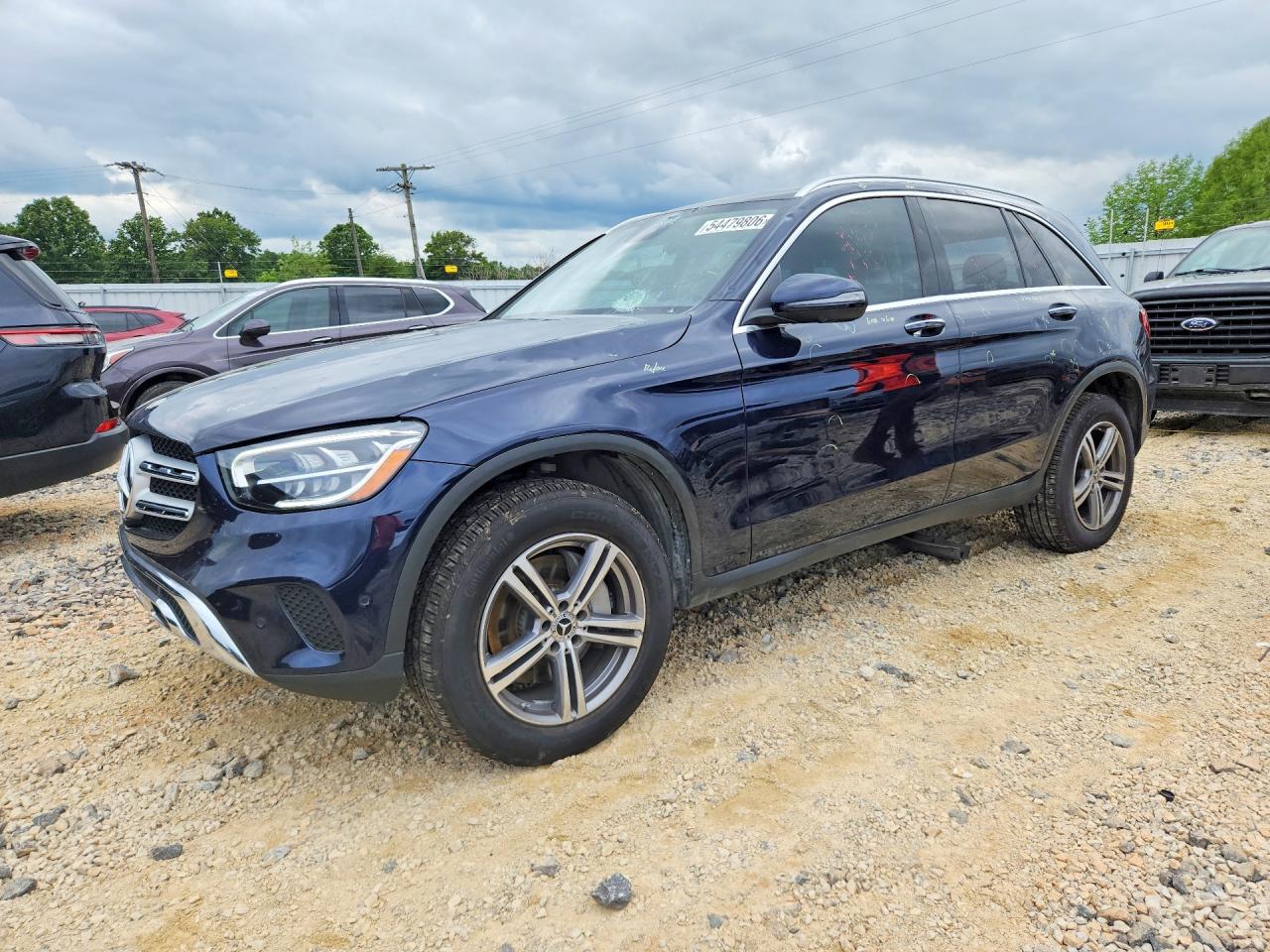 Salvage Mercedes-Benz GLC Image