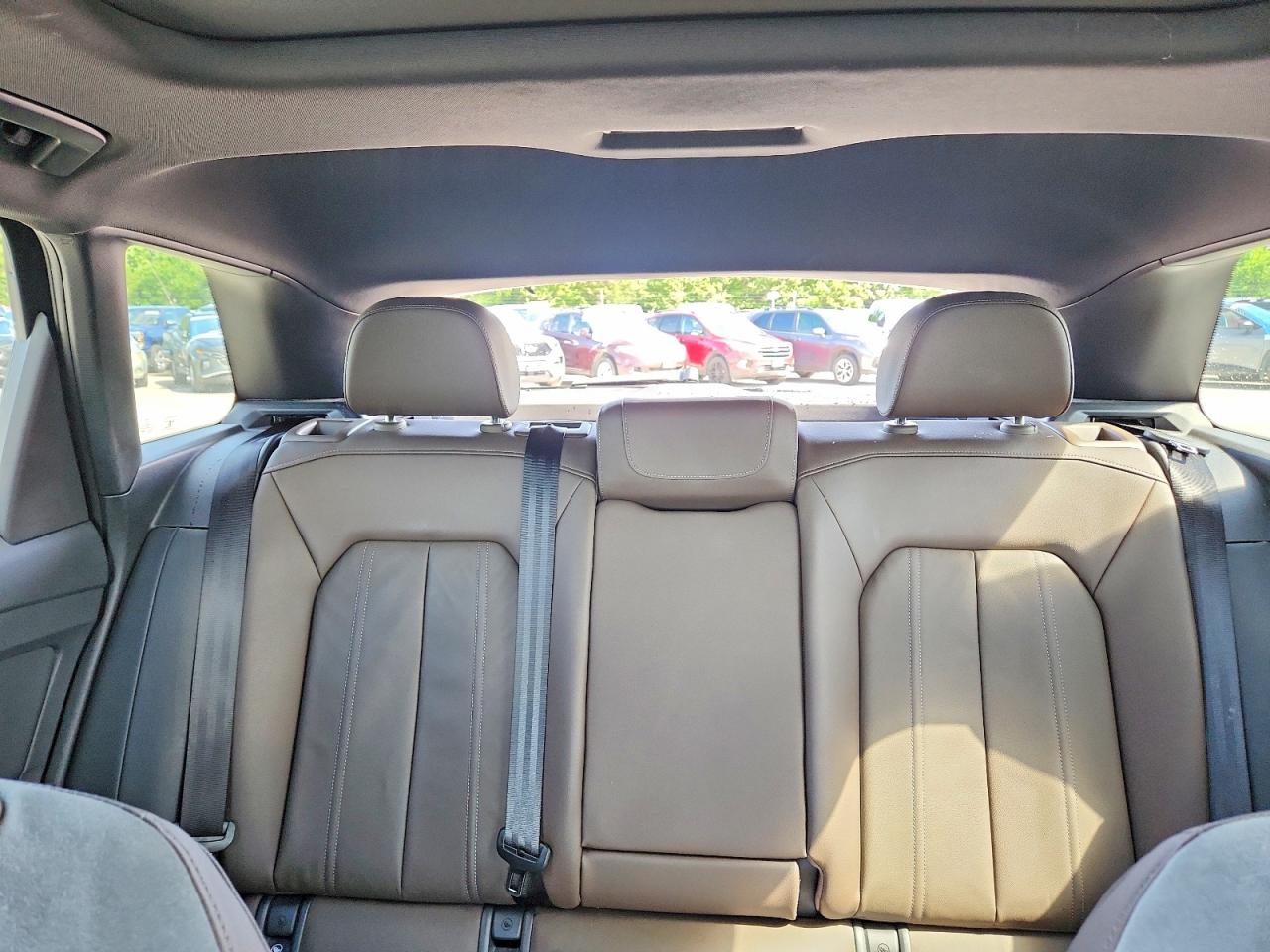 Audi Q4 Premium